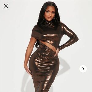 Fashion Nova Mercedes Metallic Maxi Dress Size Small NWT